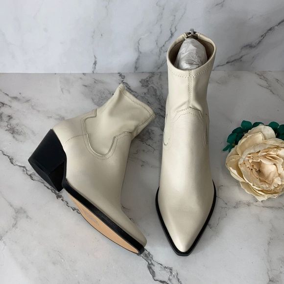 Dolce Vita Shoes - Dolce Vita Womens White Shanta Leather Ankle Booties 6M